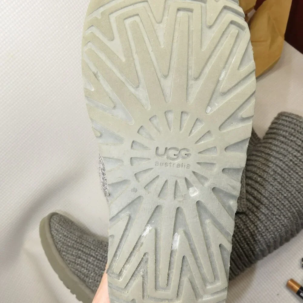 UGG Classic Cardy 5819 Knit Boots Gray Women's Size 7 - Picture 13 of 13